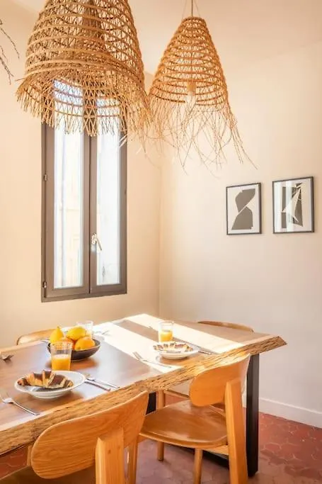 Halte Poetique Au Panier 2 Chambres Balcon & Clim Marseille Apartment