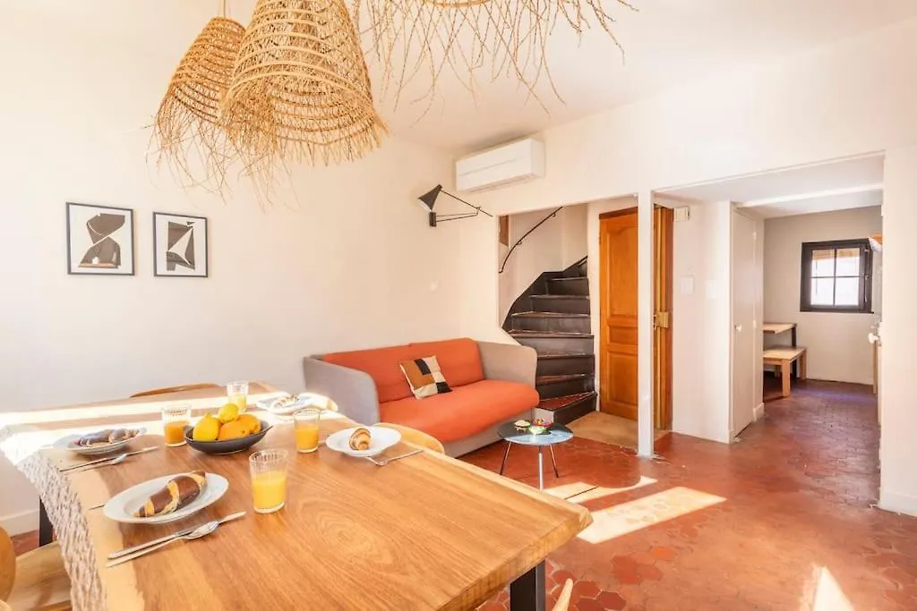 Apartment Halte Poetique Au Panier 2 Chambres Balcon & Clim Marseille